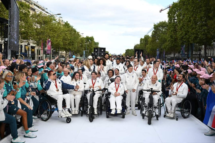 Comme une grande famille , tous les décorés !